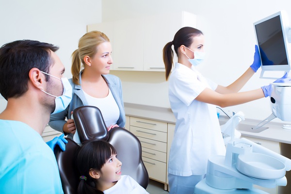 General Dentist Vs  Family Dentist: Is There A Difference?